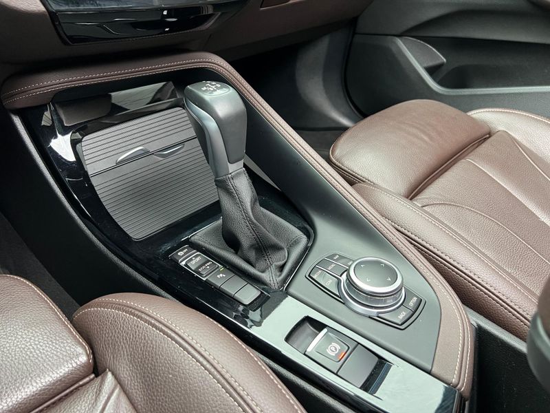 BMW X1 SDRIVE 20i M Sport 2.0 TB Flex Aut. 2022/2022 CONCEPT MOTORS PASSO FUNDO / Carros no Vale