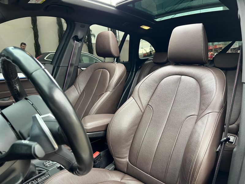 BMW X1 SDRIVE 20i M Sport 2.0 TB Flex Aut. 2022/2022 CONCEPT MOTORS PASSO FUNDO / Carros no Vale
