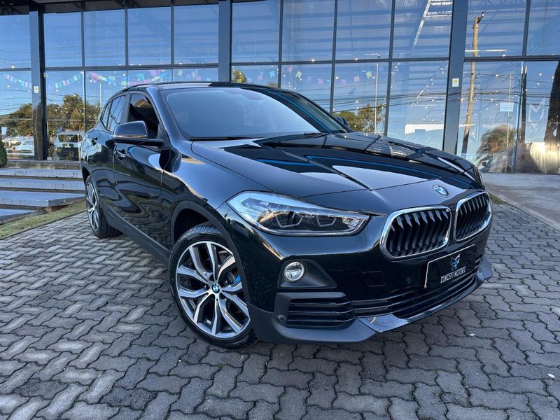 BMW X2 SDRIVE 20i 2.0/2.0 TB A Flex 16V Aut 2018/2019 CONCEPT MOTORS PASSO FUNDO / Carros no Vale