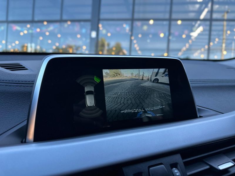 BMW X2 SDRIVE 20i 2.0/2.0 TB A Flex 16V Aut 2018/2019 CONCEPT MOTORS PASSO FUNDO / Carros no Vale