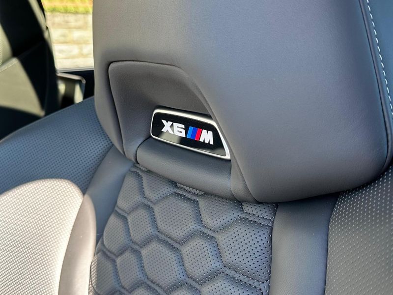 BMW X6 M Competition 4.4 V8 BI-TB 625CV Aut. 2022/2023 CONCEPT MOTORS PASSO FUNDO / Carros no Vale
