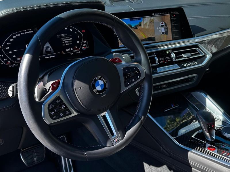 BMW X6 M Competition 4.4 V8 BI-TB 625CV Aut. 2022/2023 CONCEPT MOTORS PASSO FUNDO / Carros no Vale