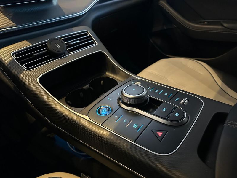 BYD King GS 1.5 16V Aut (Hibrido) 2024/2025 CONCEPT MOTORS PASSO FUNDO / Carros no Vale