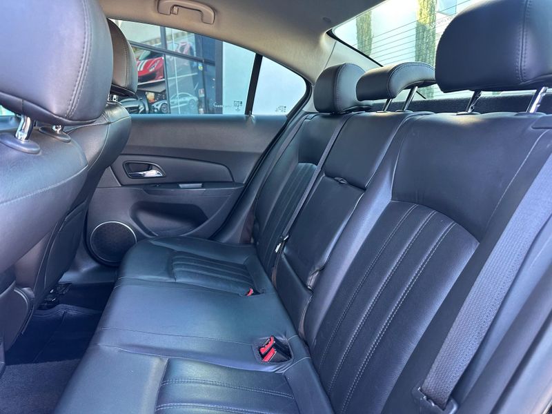 Chevrolet Cruze LT 1.8 16V FlexPower 4p Aut. 2015/2015 CONCEPT MOTORS PASSO FUNDO / Carros no Vale