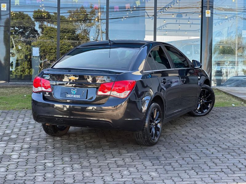 Chevrolet Cruze LT 1.8 16V FlexPower 4p Aut. 2015/2015 CONCEPT MOTORS PASSO FUNDO / Carros no Vale