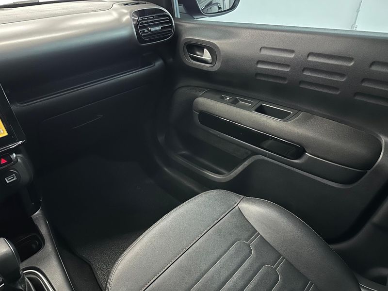 CitroÃ«n C4 CACTUS SHINE Pack 1.6 Turbo Flex Aut. 2023/2024 CONCEPT MOTORS PASSO FUNDO / Carros no Vale