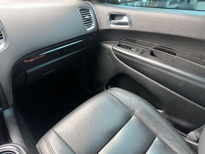 Dodge Durango Crew 3.6 24V 4×4 Aut. 2013/2013 CONCEPT MOTORS PASSO FUNDO / Carros no Vale