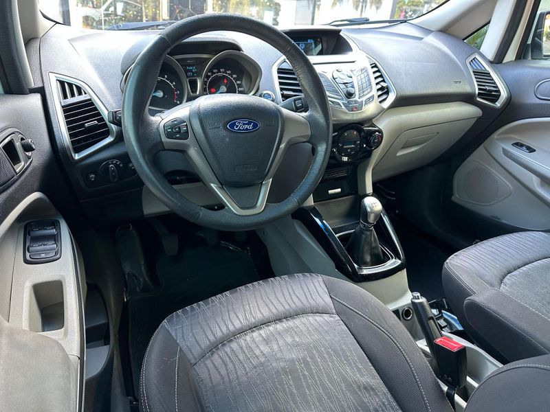 Ford EcoSport TITANIUM 2.0 16V Flex 5p 2012/2013 CONCEPT MOTORS PASSO FUNDO / Carros no Vale