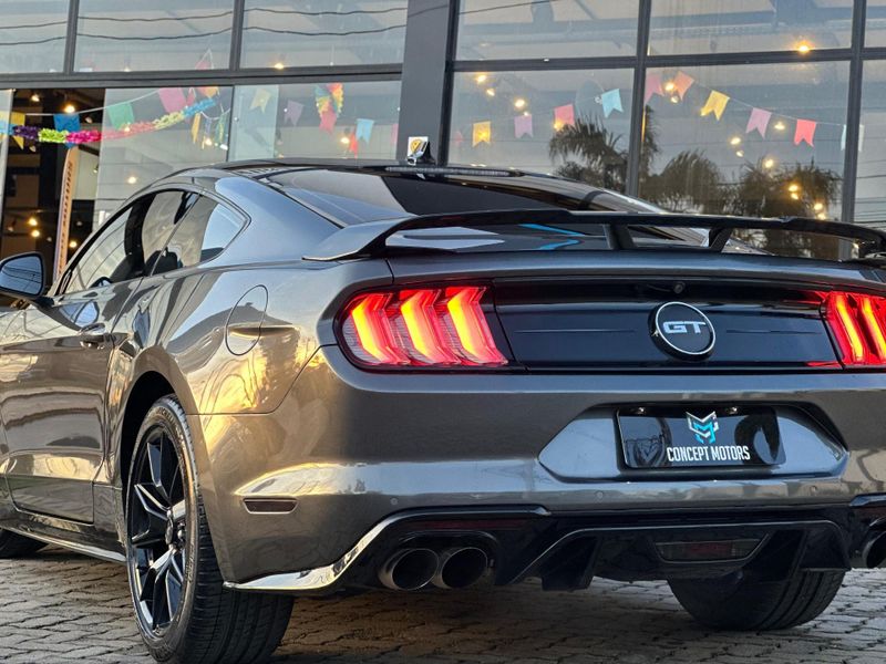 Ford Mustang Black Shadow 5.0 V8 2020/2020 CONCEPT MOTORS PASSO FUNDO / Carros no Vale