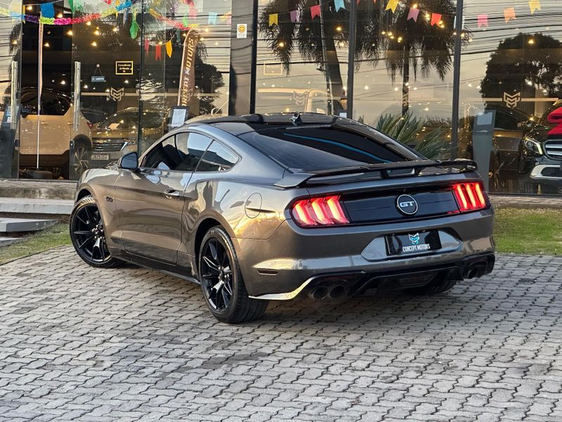 Ford Mustang Black Shadow 5.0 V8 2020/2020 CONCEPT MOTORS PASSO FUNDO / Carros no Vale