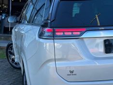 Jeep Commander Overland T270 1.3 TB Flex Aut. 2022/2023 CONCEPT MOTORS PASSO FUNDO / Carros no Vale