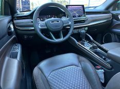 Jeep Commander Overland T270 1.3 TB Flex Aut. 2022/2023 CONCEPT MOTORS PASSO FUNDO / Carros no Vale