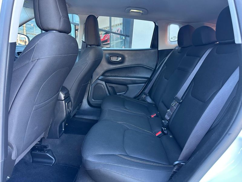 Jeep Compass SPORT 2.0 4×2 Flex 16V Aut. 2019/2020 CONCEPT MOTORS PASSO FUNDO / Carros no Vale