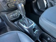 Jeep Renegade S T270 1.3 TB 4×4 Flex Aut. 2023/2024 CONCEPT MOTORS PASSO FUNDO / Carros no Vale