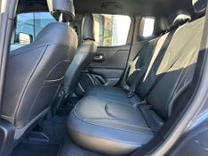 Jeep Renegade S T270 1.3 TB 4×4 Flex Aut. 2023/2024 CONCEPT MOTORS PASSO FUNDO / Carros no Vale