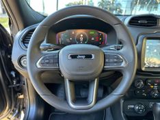 Jeep Renegade S T270 1.3 TB 4×4 Flex Aut. 2023/2024 CONCEPT MOTORS PASSO FUNDO / Carros no Vale