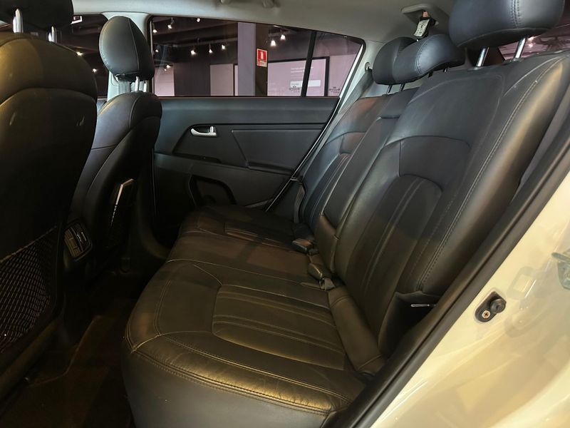 Kia Sportage EX 2.0 16V/ 2.0 16V Flex Aut. 2014/2015 CONCEPT MOTORS PASSO FUNDO / Carros no Vale
