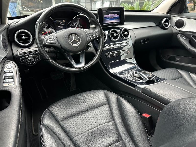 Mercedes-Benz C-180 1.6 Turbo 16V/Flex 16V Aut. 2014/2015 CONCEPT MOTORS PASSO FUNDO / Carros no Vale