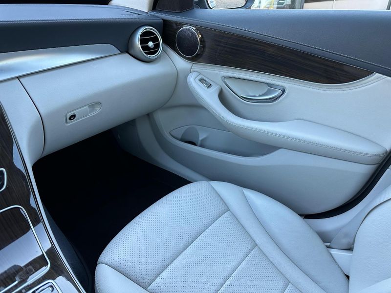 Mercedes-Benz C-180 CGI Exc 1.6/1.6 Flex TB 16V Aut. 2016/2016 CONCEPT MOTORS PASSO FUNDO / Carros no Vale
