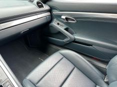 Porsche 718 Boxster 2.0 300cv 2021/2021 CONCEPT MOTORS PASSO FUNDO / Carros no Vale