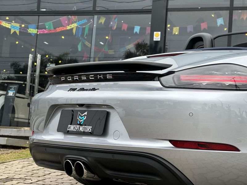 Porsche 718 Boxster 2.0 300cv 2021/2021 CONCEPT MOTORS PASSO FUNDO / Carros no Vale
