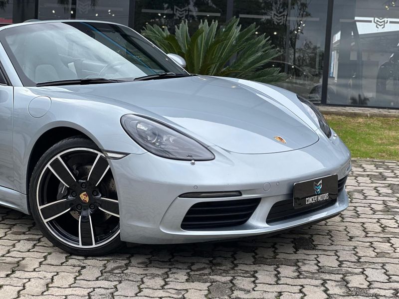 Porsche 718 Boxster 2.0 300cv 2021/2021 CONCEPT MOTORS PASSO FUNDO / Carros no Vale