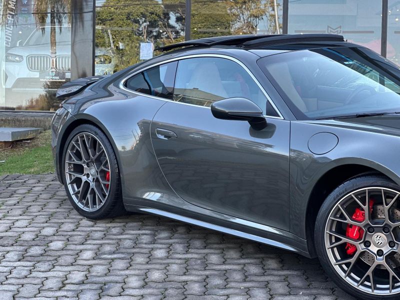 Porsche 911 Carrera Coupe 3.0 (991/992) 2019/2020 CONCEPT MOTORS PASSO FUNDO / Carros no Vale