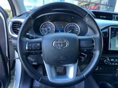 Toyota Hilux CD SR 4×4 2.8 TDI Diesel Aut. 2019/2019 CONCEPT MOTORS PASSO FUNDO / Carros no Vale