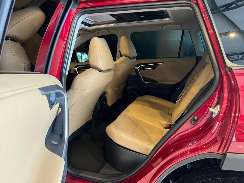 Toyota RAV 4 2.5 SX 4×4 Aut (HÃ­brido) 2019/2020 CONCEPT MOTORS PASSO FUNDO / Carros no Vale