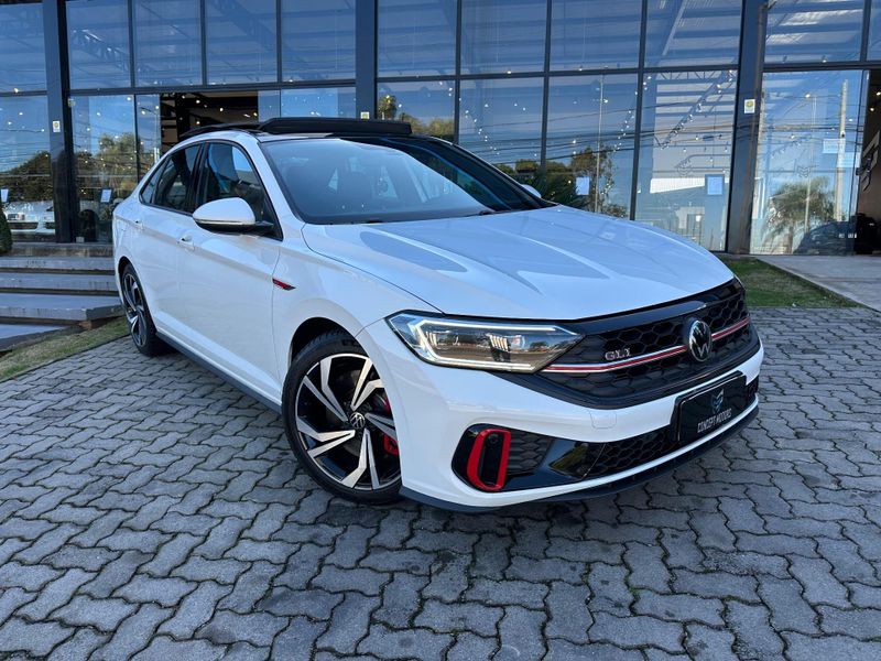 Volkswagen Jetta GLI 350 TSI 2.0 16V 4p Aut. 2022/2022 CONCEPT MOTORS PASSO FUNDO / Carros no Vale