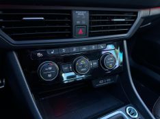 Volkswagen Jetta GLI 350 TSI 2.0 16V 4p Aut. 2022/2022 CONCEPT MOTORS PASSO FUNDO / Carros no Vale
