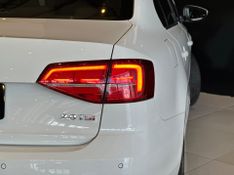 Volkswagen Jetta Highline 2.0 TSI 16V 4p Tiptronic 2016/2016 CONCEPT MOTORS PASSO FUNDO / Carros no Vale