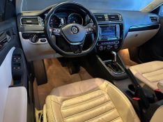 Volkswagen Jetta Highline 2.0 TSI 16V 4p Tiptronic 2016/2016 CONCEPT MOTORS PASSO FUNDO / Carros no Vale