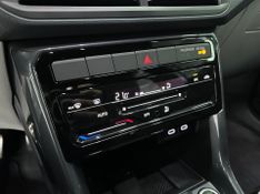 Volkswagen T-Cross Hig 250 TSI 1.4 Flex 16V 5p Aut 2023/2024 CONCEPT MOTORS PASSO FUNDO / Carros no Vale