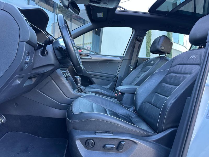 Volkswagen Tiguan Allspac R-Line 350 TSI 2.0 4×4 2018/2019 CONCEPT MOTORS PASSO FUNDO / Carros no Vale