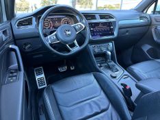 Volkswagen Tiguan Allspac R-Line 350 TSI 2.0 4×4 2018/2019 CONCEPT MOTORS PASSO FUNDO / Carros no Vale