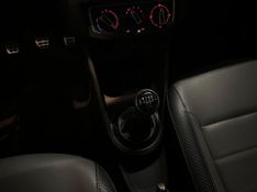 Volkswagen Saveiro W/ CD CROSS MA 2016/2017 ENZO MULTIMARCAS CAXIAS DO SUL / Carros no Vale