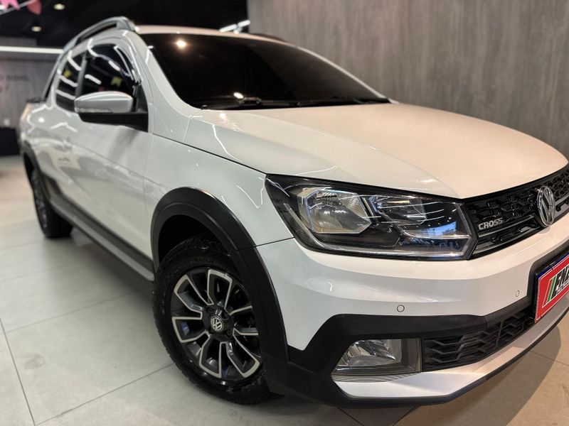 Volkswagen Saveiro W/ CD CROSS MA 2016/2017 ENZO MULTIMARCAS CAXIAS DO SUL / Carros no Vale