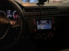 Volkswagen Saveiro W/ CD CROSS MA 2016/2017 ENZO MULTIMARCAS CAXIAS DO SUL / Carros no Vale