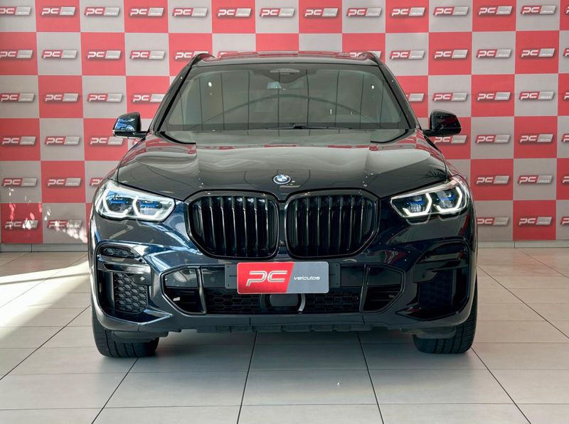 BMW X5 XDRIVE 45e 3.0 M.Sport Híbrido 2023/2023 PC VEÍCULOS SANTA CRUZ DO SUL / Carros no Vale