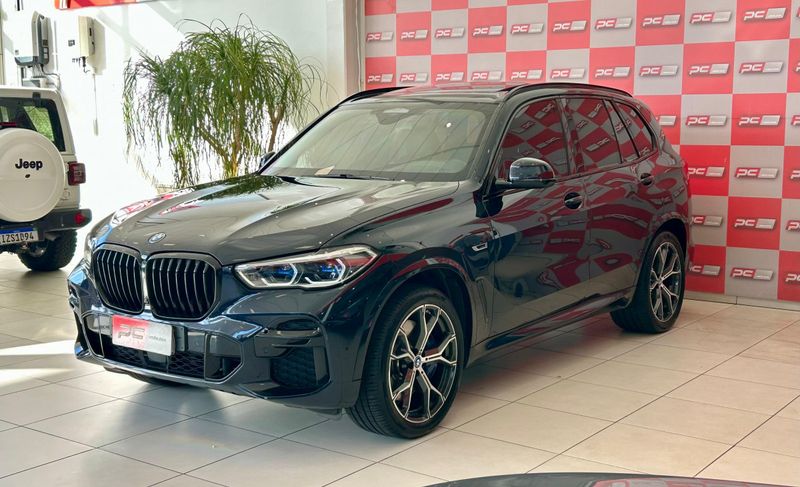 BMW X5 XDRIVE 45e 3.0 M.Sport Híbrido 2023/2023 PC VEÍCULOS SANTA CRUZ DO SUL / Carros no Vale