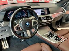 BMW X5 XDRIVE 45e 3.0 M.Sport Híbrido 2023/2023 PC VEÍCULOS SANTA CRUZ DO SUL / Carros no Vale