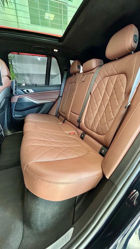 BMW X5 XDRIVE 45e 3.0 M.Sport Híbrido 2023/2023 PC VEÍCULOS SANTA CRUZ DO SUL / Carros no Vale