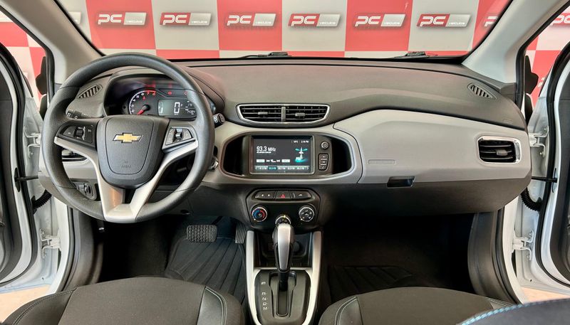 CHEVROLET ONIX HATCH LT 1.4 8V FlexPower 2019/2019 PC VEÍCULOS SANTA CRUZ DO SUL / Carros no Vale