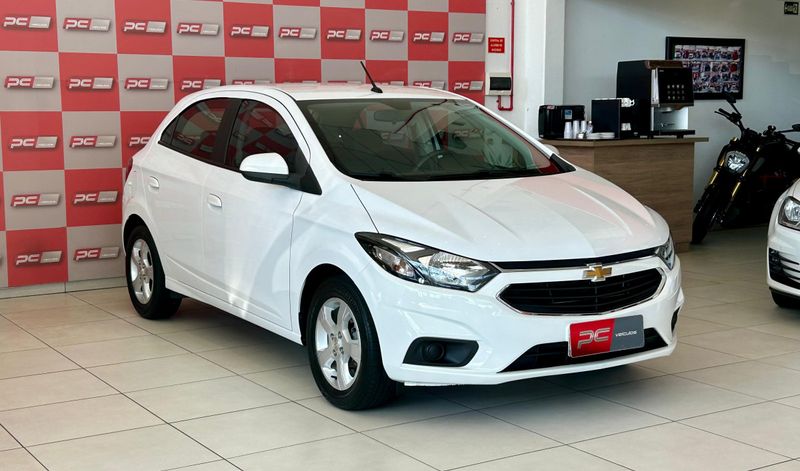 CHEVROLET ONIX HATCH LT 1.4 8V FlexPower 2019/2019 PC VEÍCULOS SANTA CRUZ DO SUL / Carros no Vale