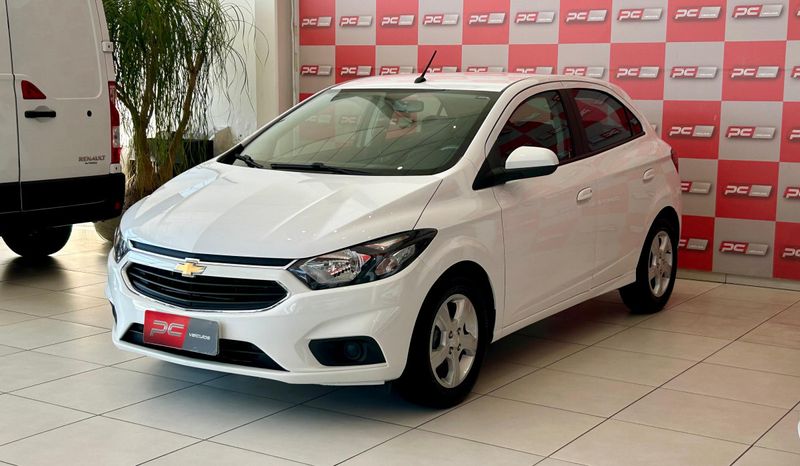 CHEVROLET ONIX HATCH LT 1.4 8V FlexPower 2019/2019 PC VEÍCULOS SANTA CRUZ DO SUL / Carros no Vale