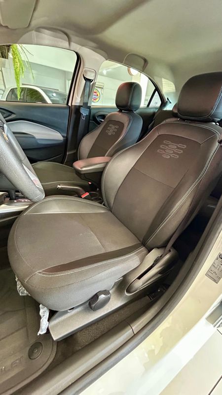 CHEVROLET ONIX HATCH LT 1.4 8V FlexPower 2019/2019 PC VEÍCULOS SANTA CRUZ DO SUL / Carros no Vale