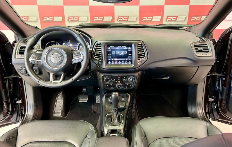Jeep COMPASS S 2.0 4×4 TB 16V 2019/2020 PC VEÍCULOS SANTA CRUZ DO SUL / Carros no Vale