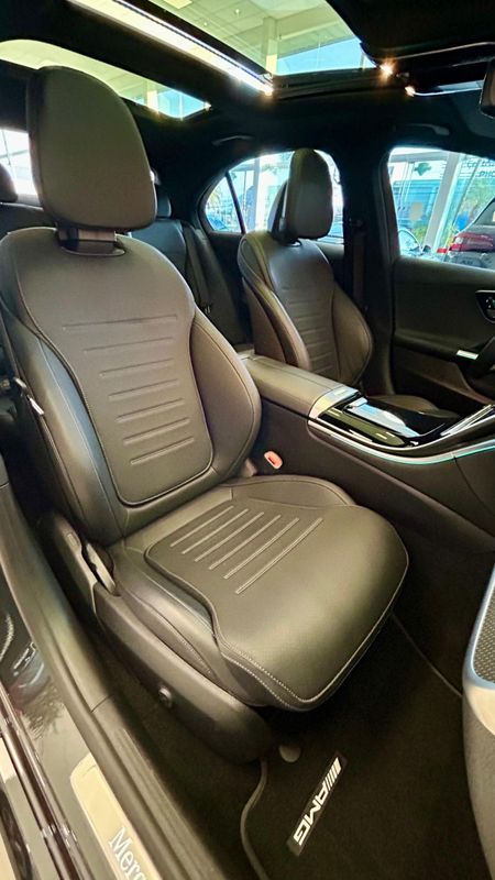 Mercedes-Benz C-200 AMG Line EQ Boost 1.5 TB (Hib.) 2022/2023 PC VEÍCULOS SANTA CRUZ DO SUL / Carros no Vale