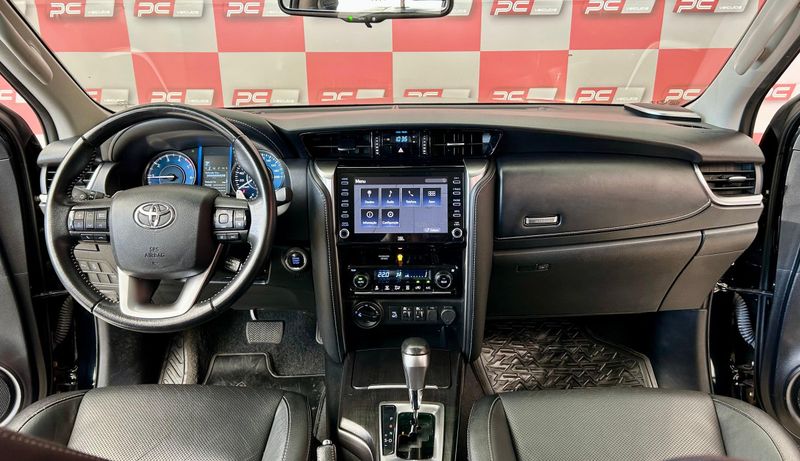 Toyota Hilux SW4 SRX 4×4 2.8 TDI 16V Dies 2021/2021 PC VEÍCULOS SANTA CRUZ DO SUL / Carros no Vale